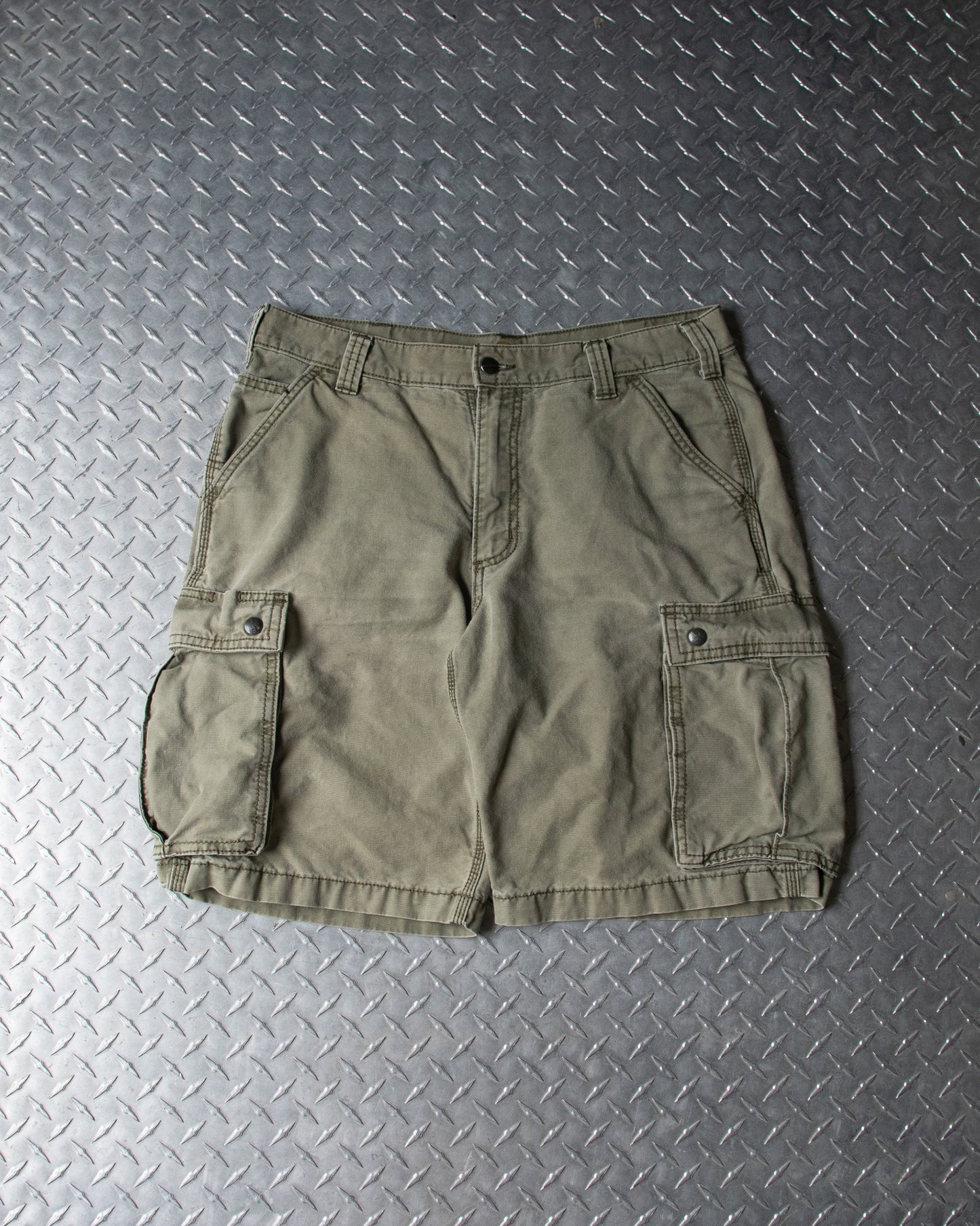 Green Carhartt Cargo Shorts - 34 Waist