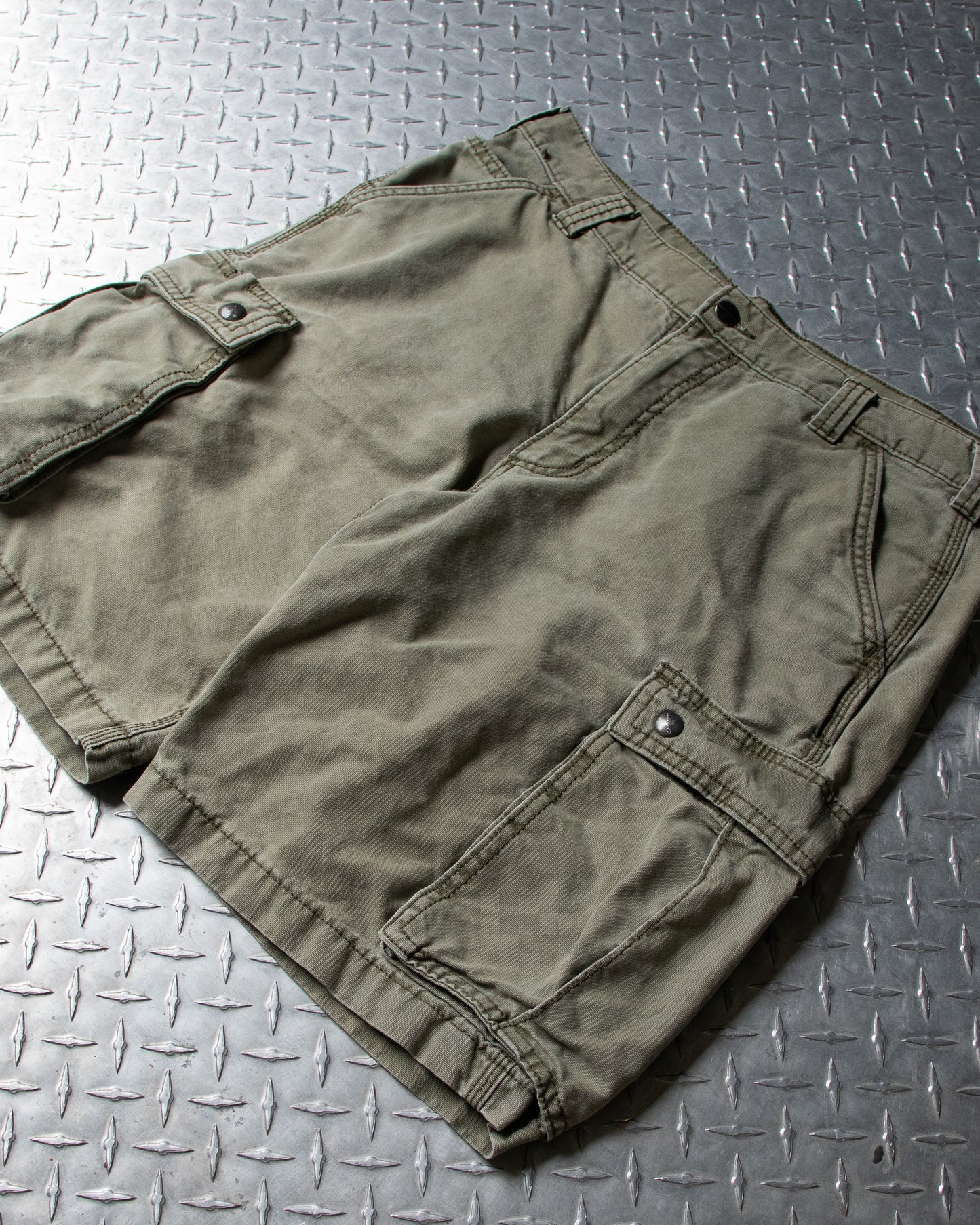 Green Carhartt Cargo Shorts - 34 Waist