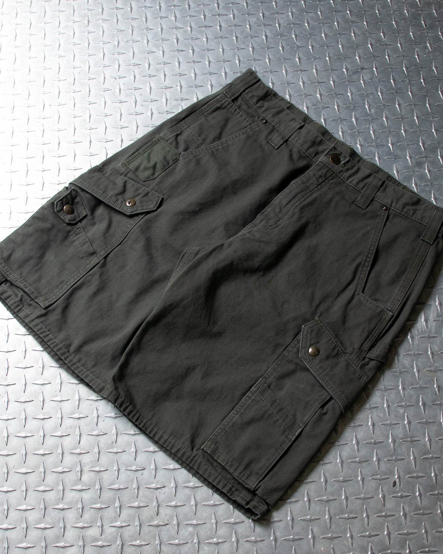 Green Carhartt Cargo Shorts - 34 Waist