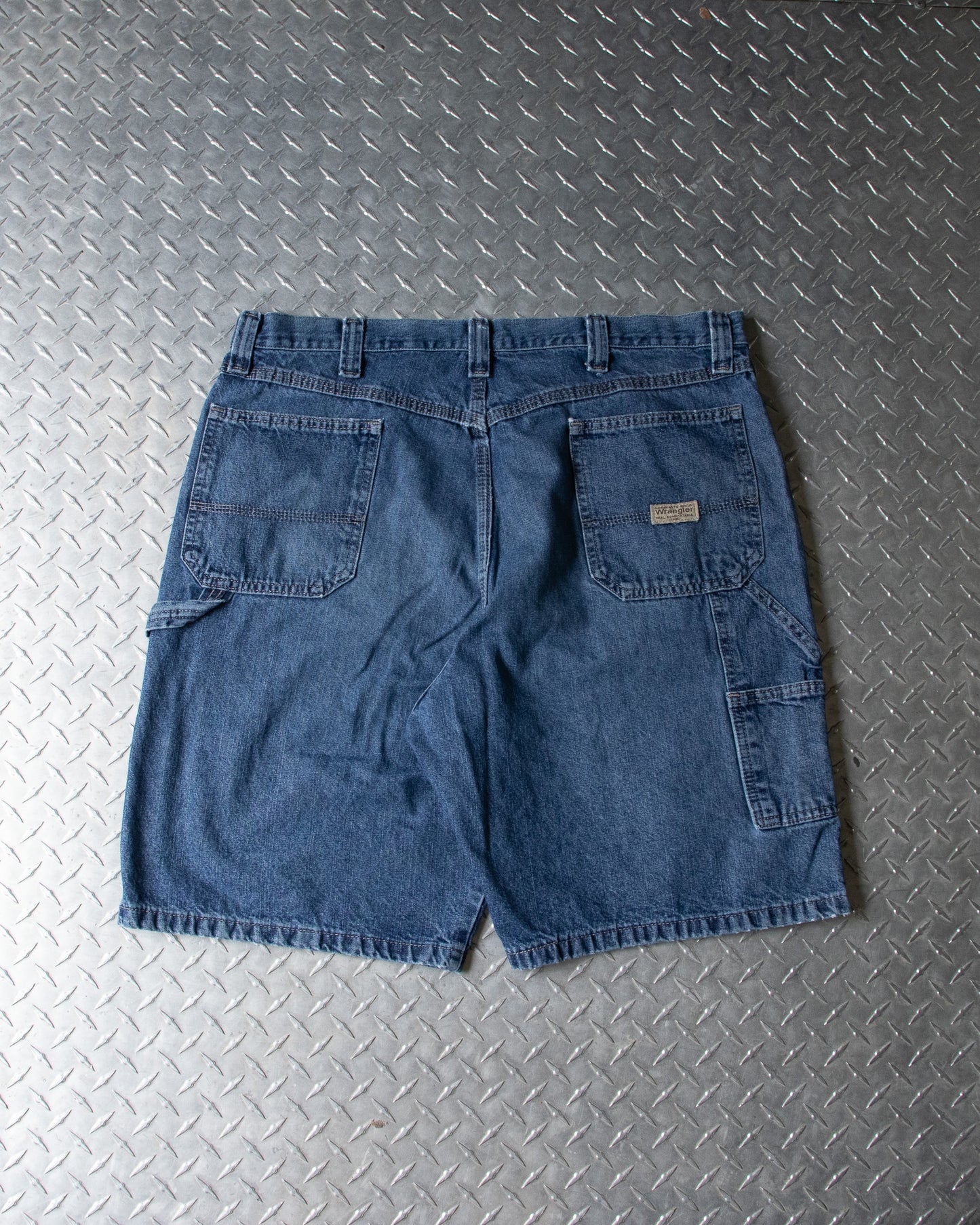 00s Denim Wrangler Carpenter Shorts - 38 Waist