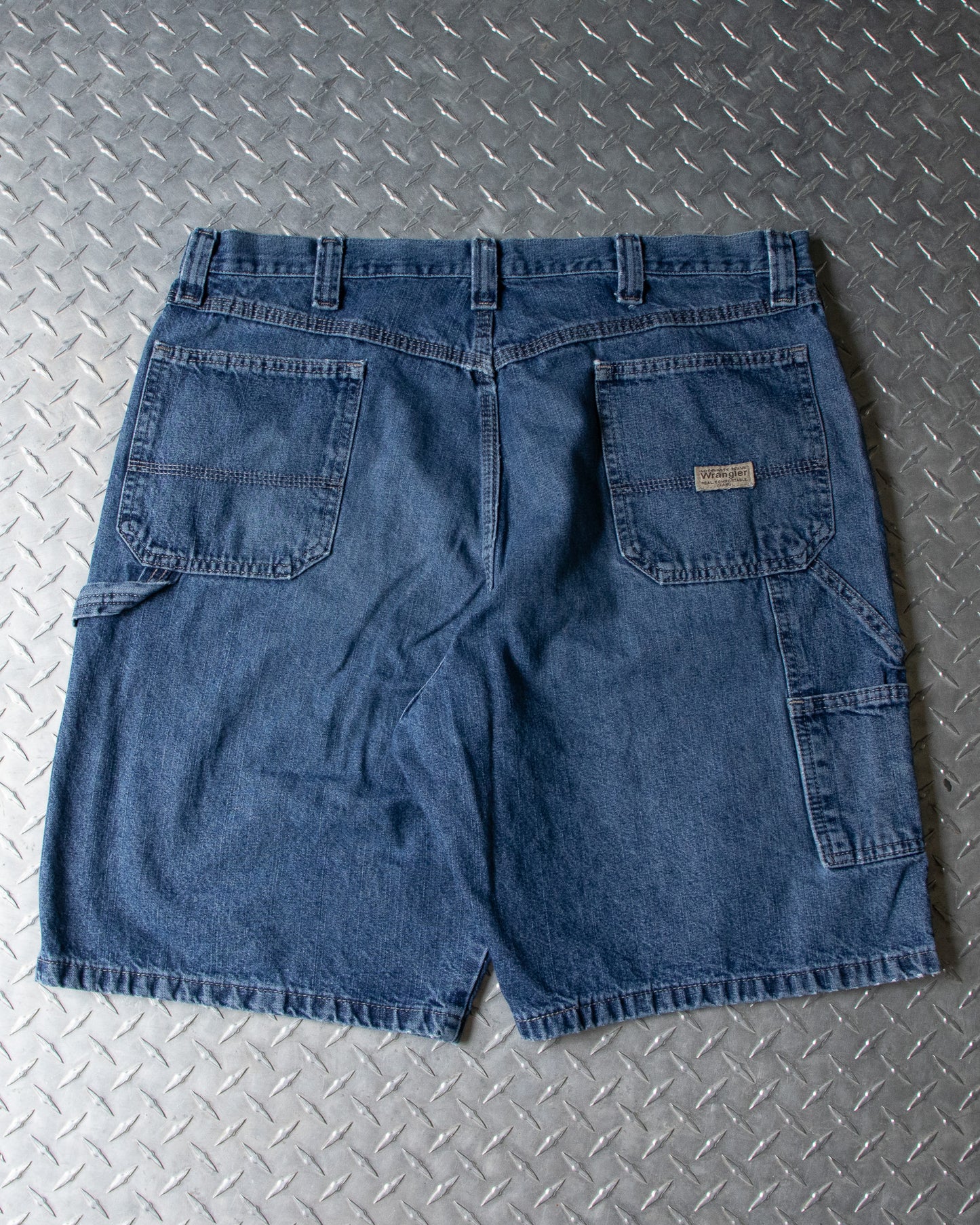 00s Denim Wrangler Carpenter Shorts - 38 Waist