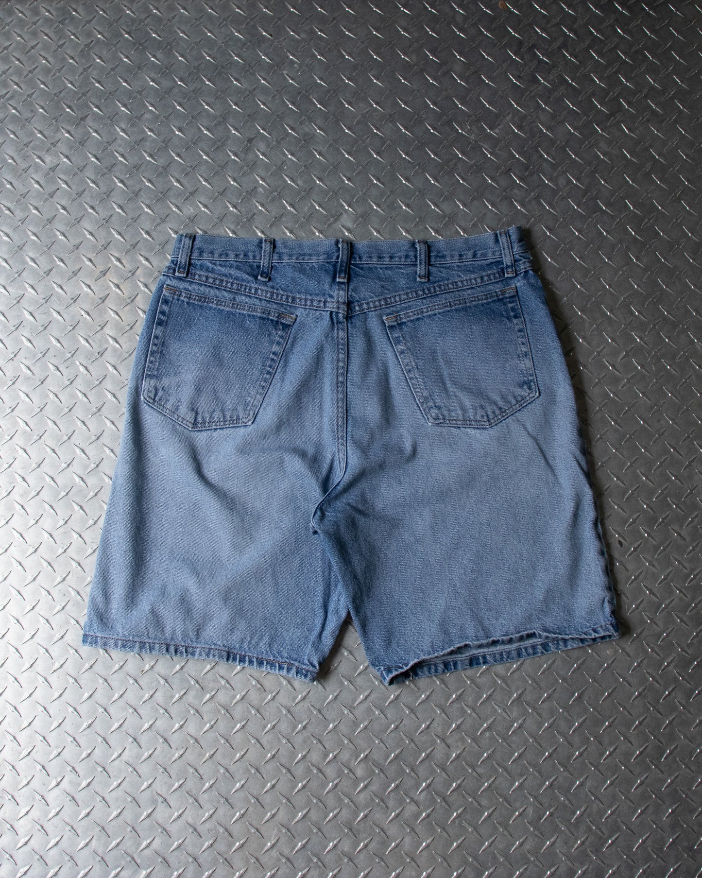 00s Denim Wrangler Shorts - 36 Waist