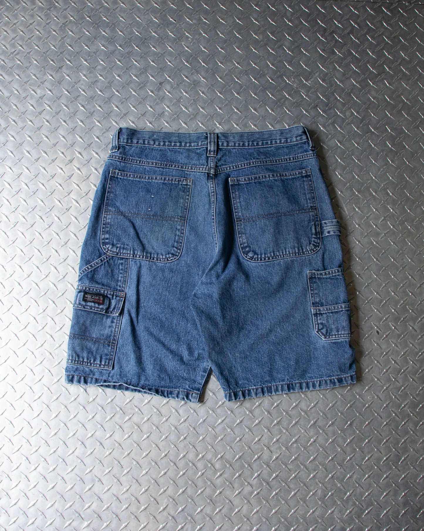 00s Denim Wrangler Carpenter Shorts - 34 Waist