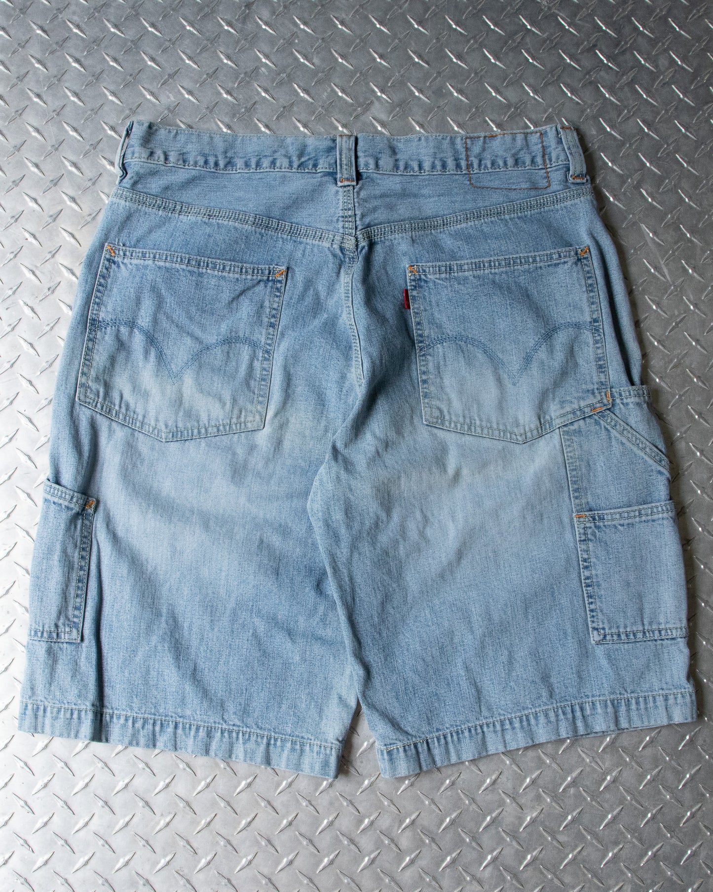 00s Denim Levis Carpenter Shorts - 35 Waist