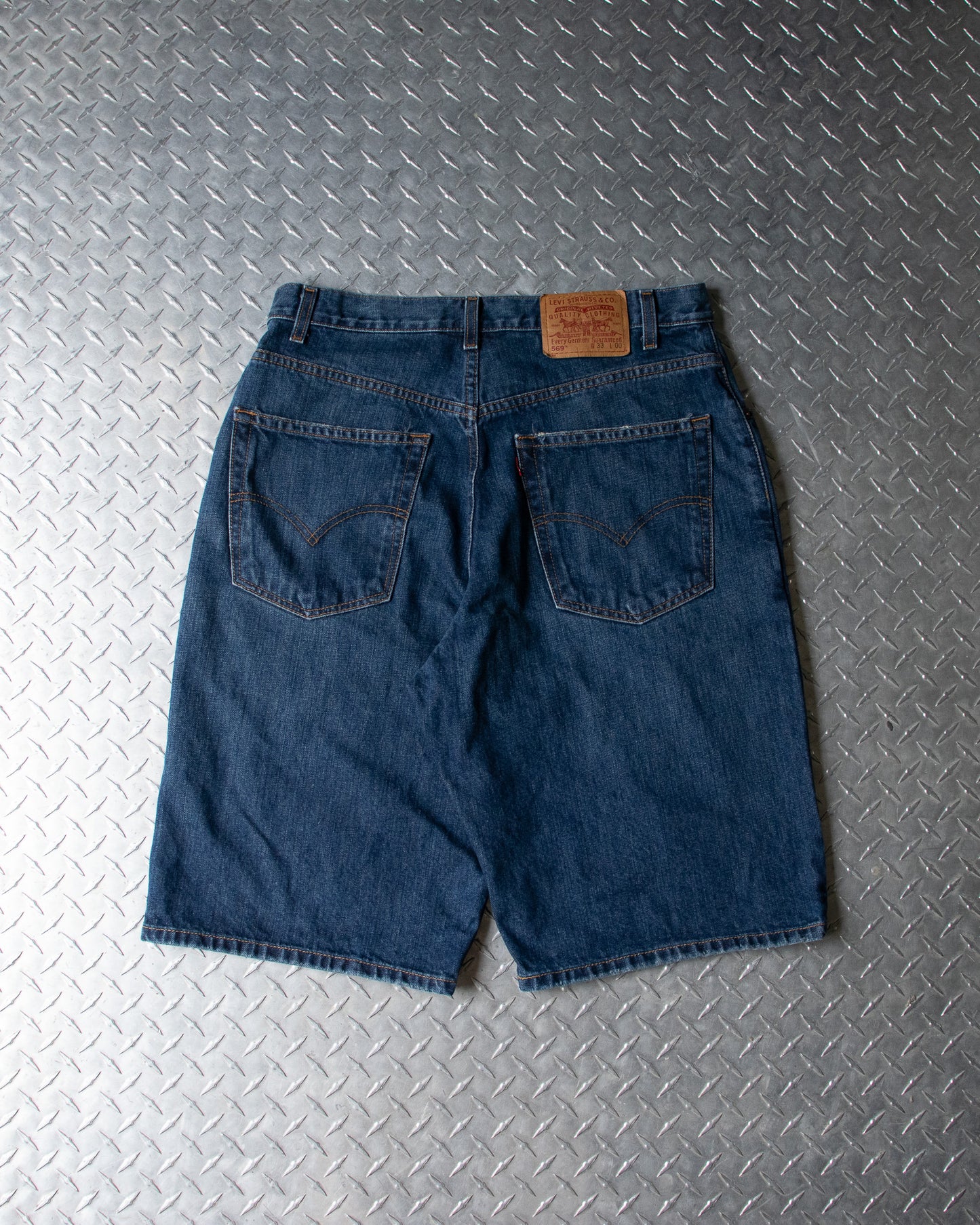 00s Denim Levis Shorts - 34 Waist