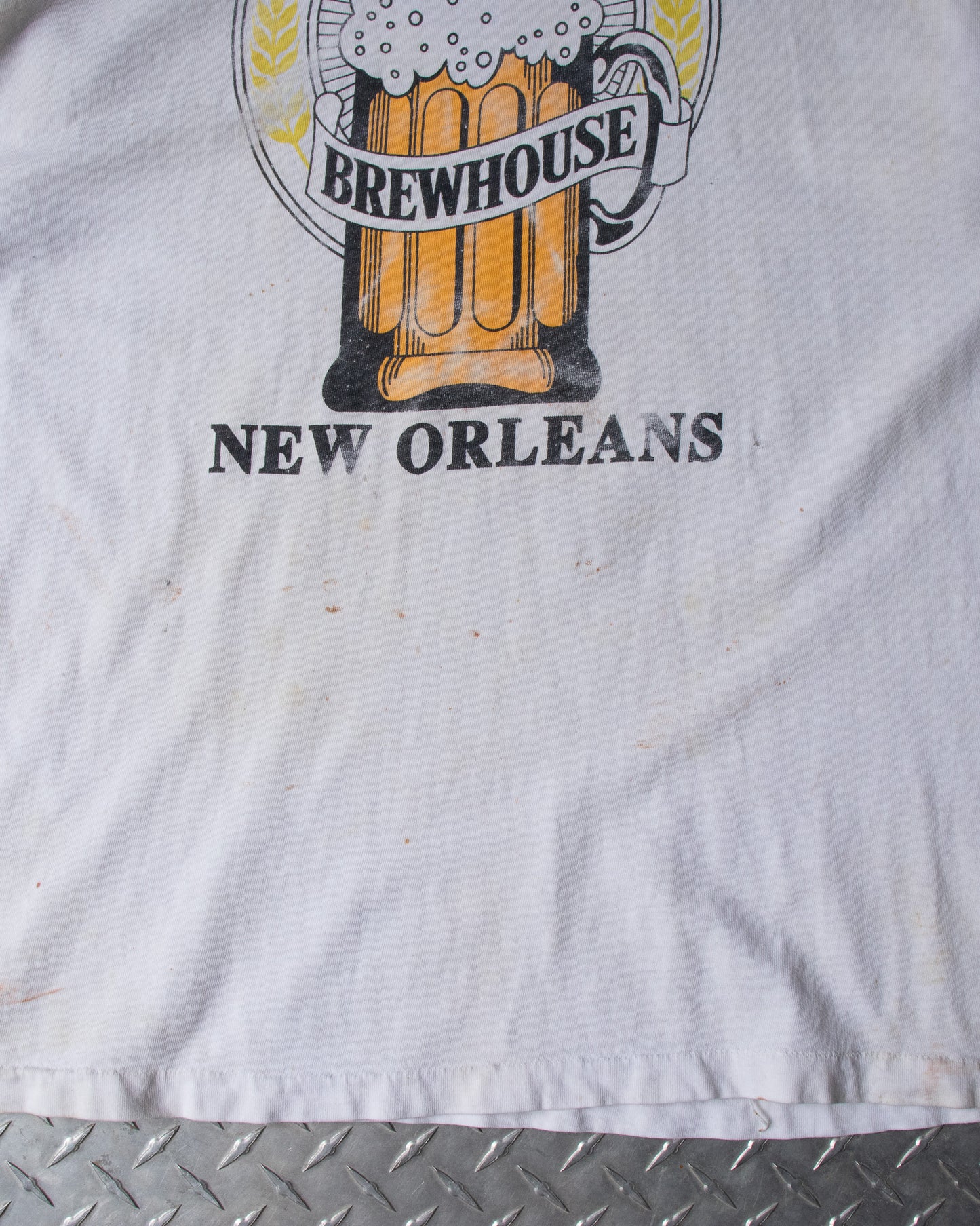 90s Distressed Beer T Shirt - XL