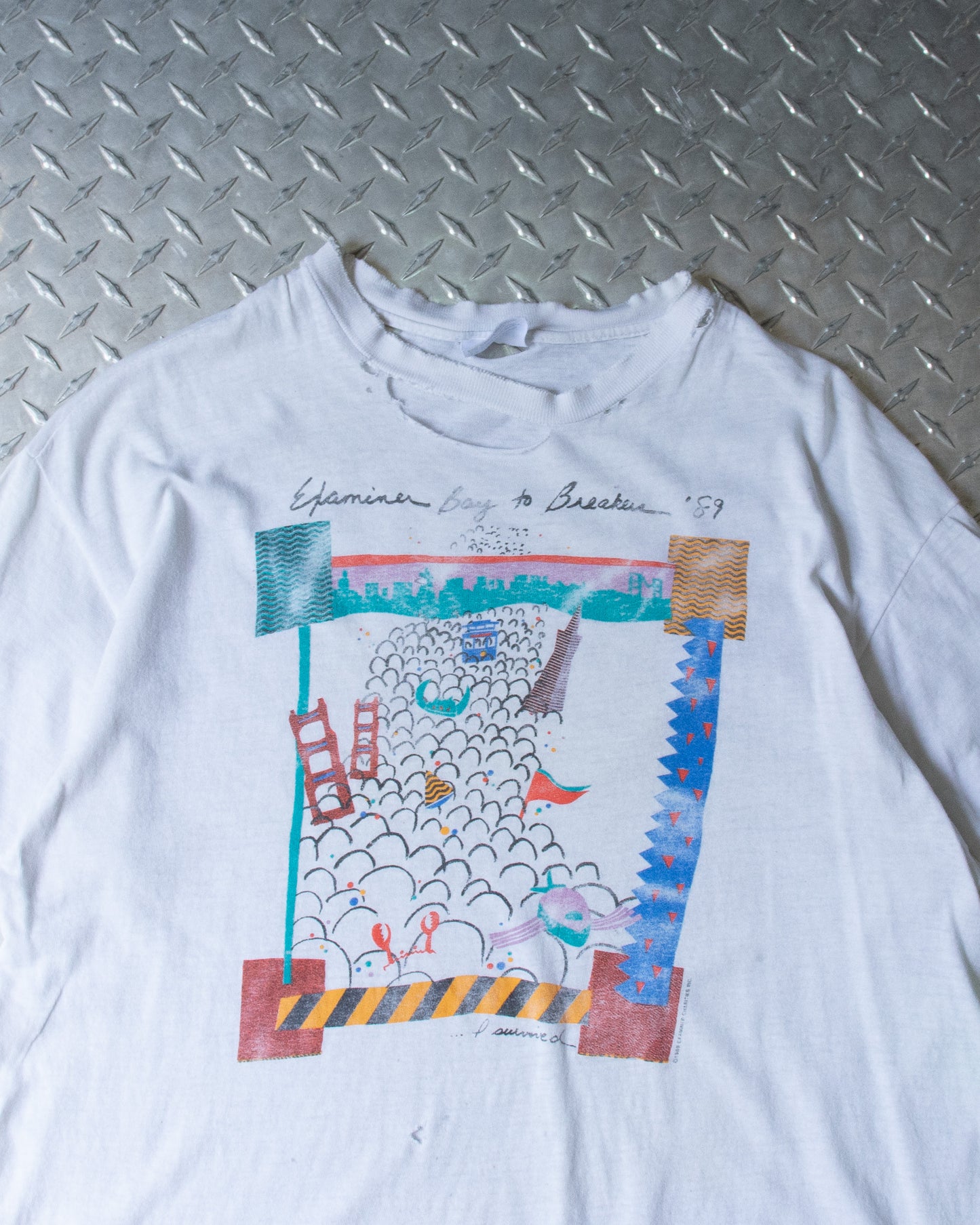 80s Distressed Graphic T Shirt - L