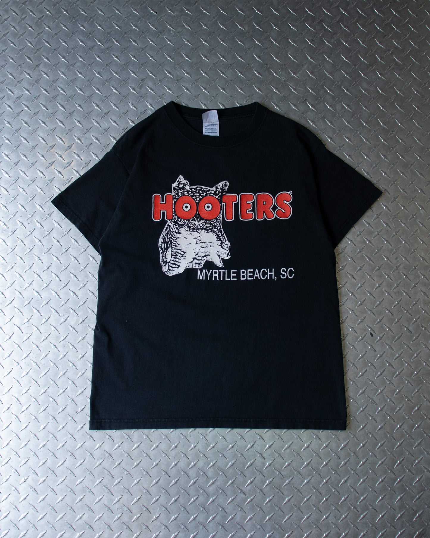 90s Hooters T Shirt - M