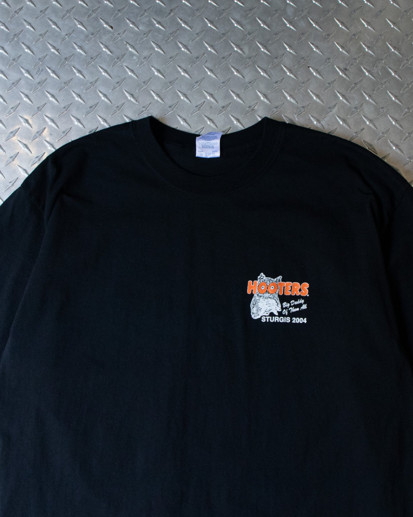 00s Hooters Sturgis T Shirt - XL