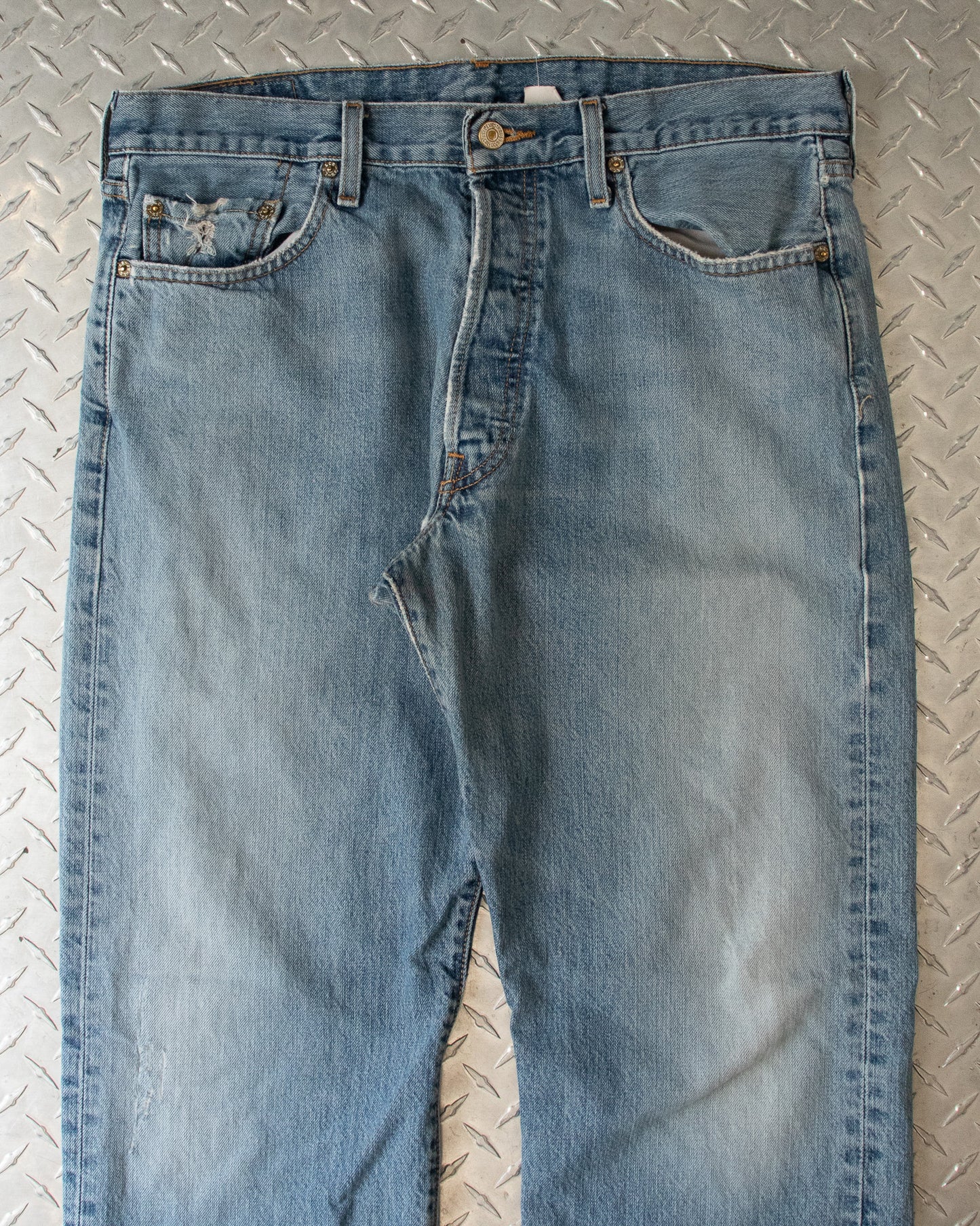 90s Levis 501s - 35 x 29