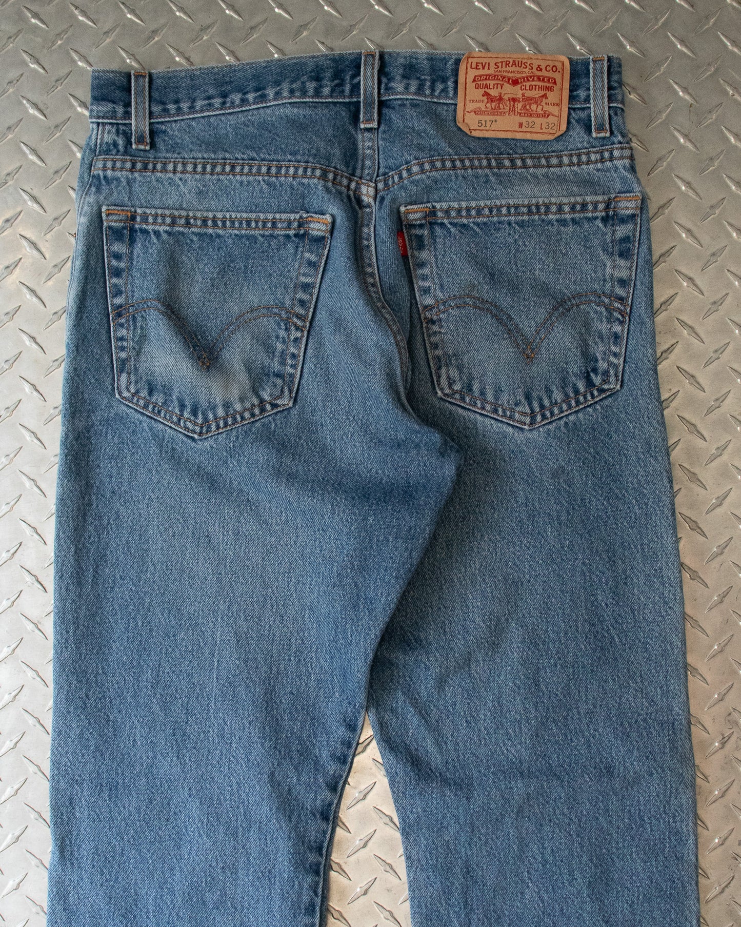 00s Bootcut Levis 517 - 31 x 32