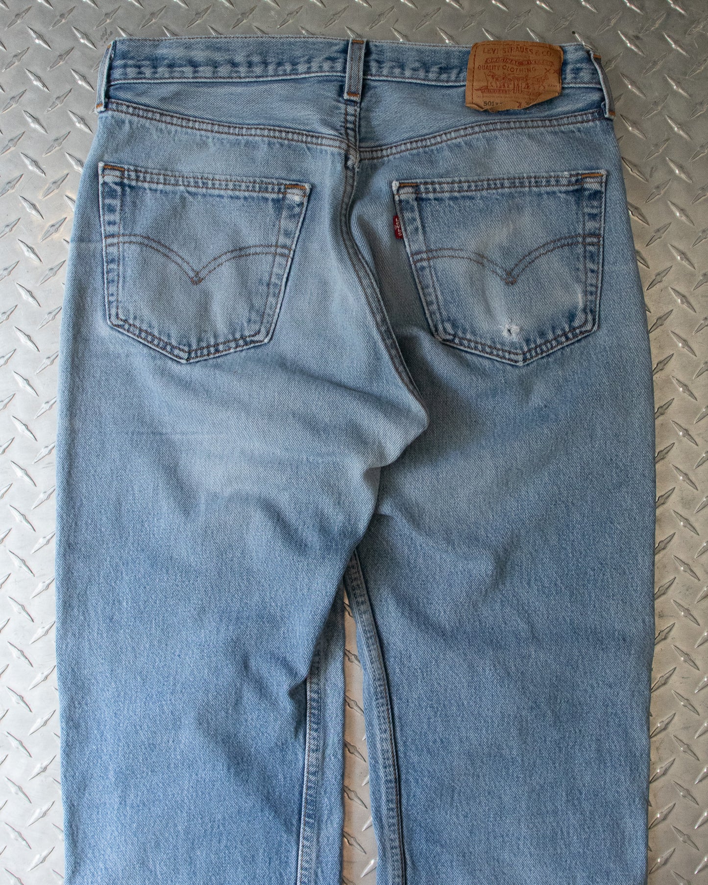 90s Levis 501 - 32 x 30