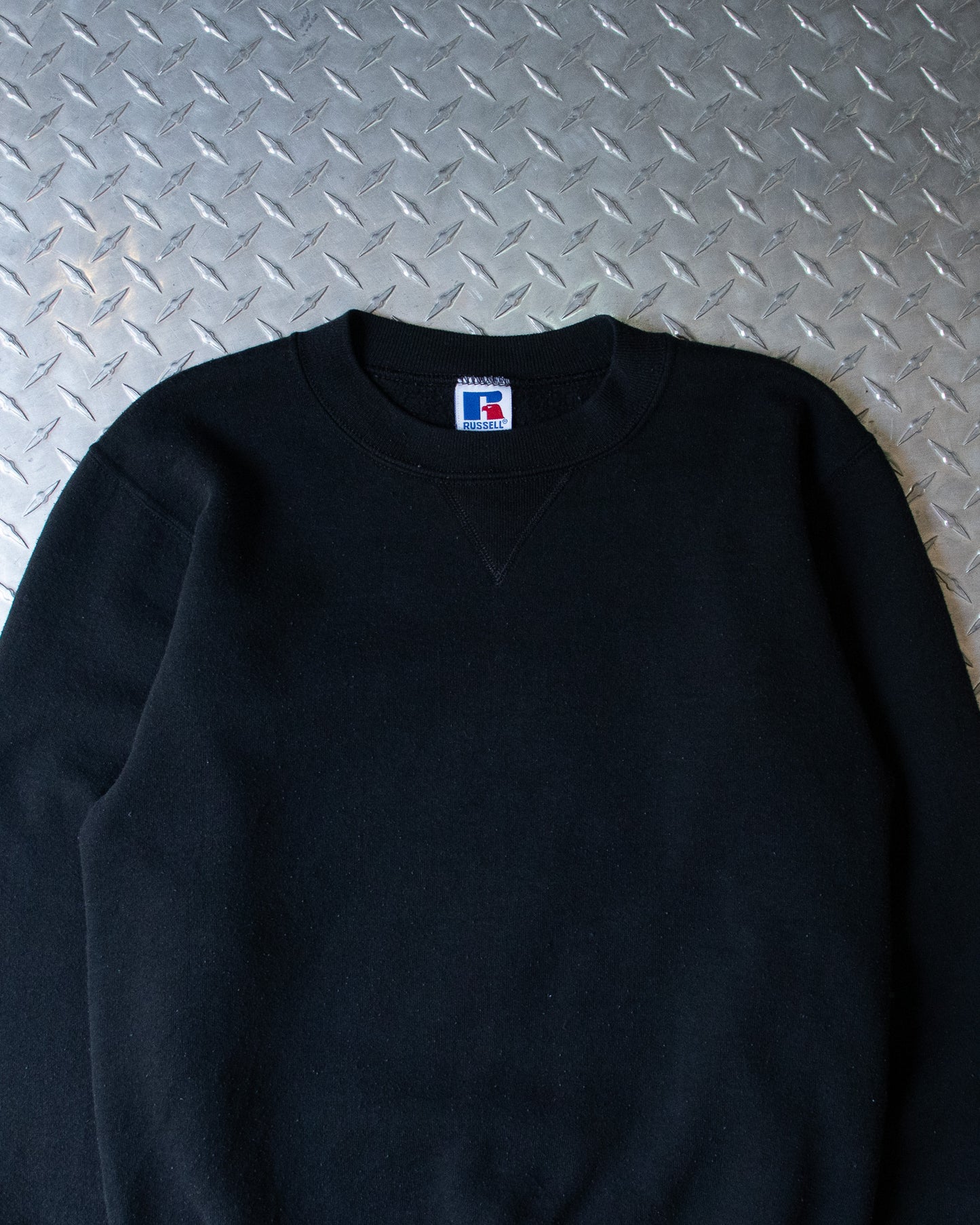 90s Black Russell Crewneck Sweatshirt - S