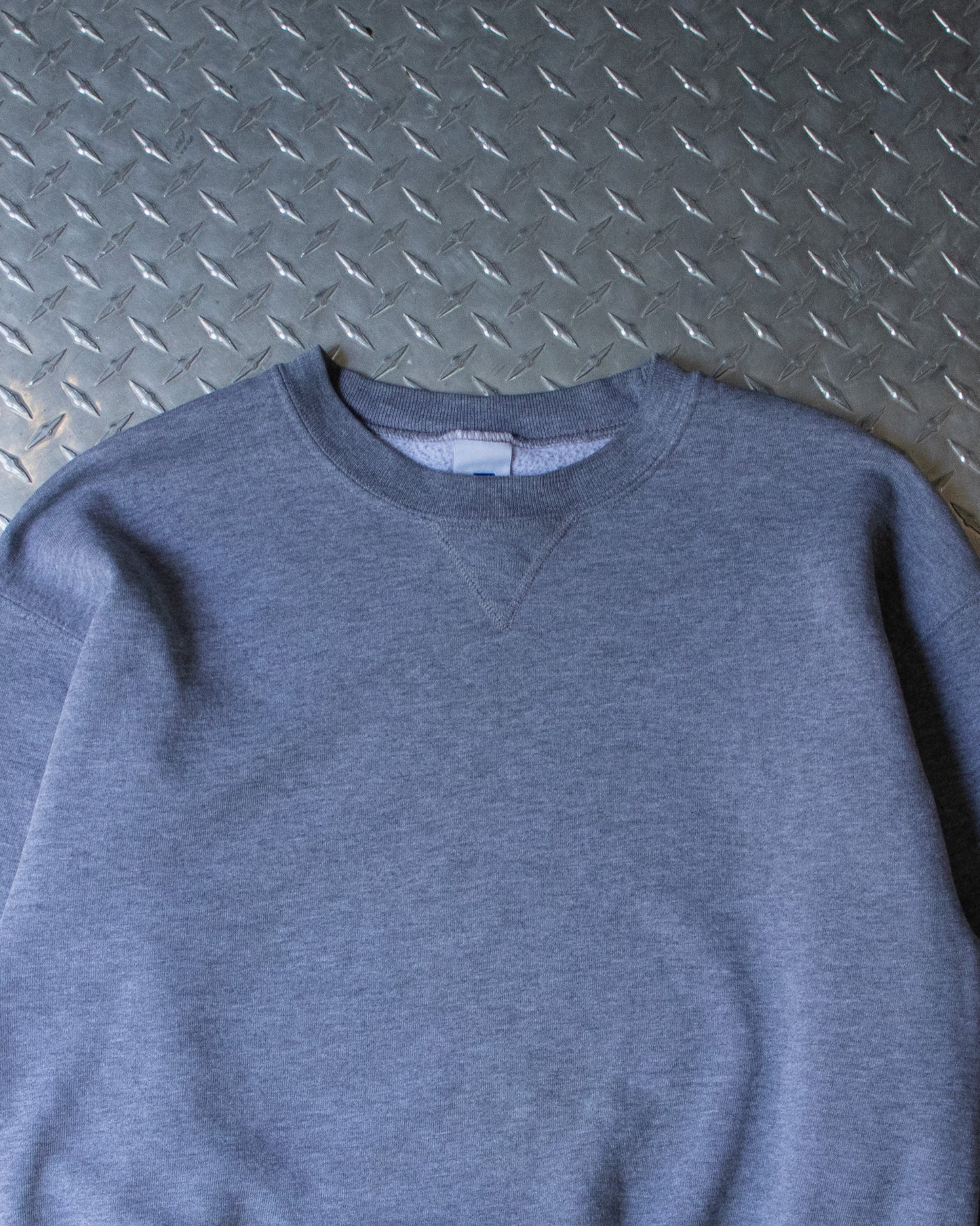 00s Grey Russell Crewneck Sweatshirt - L