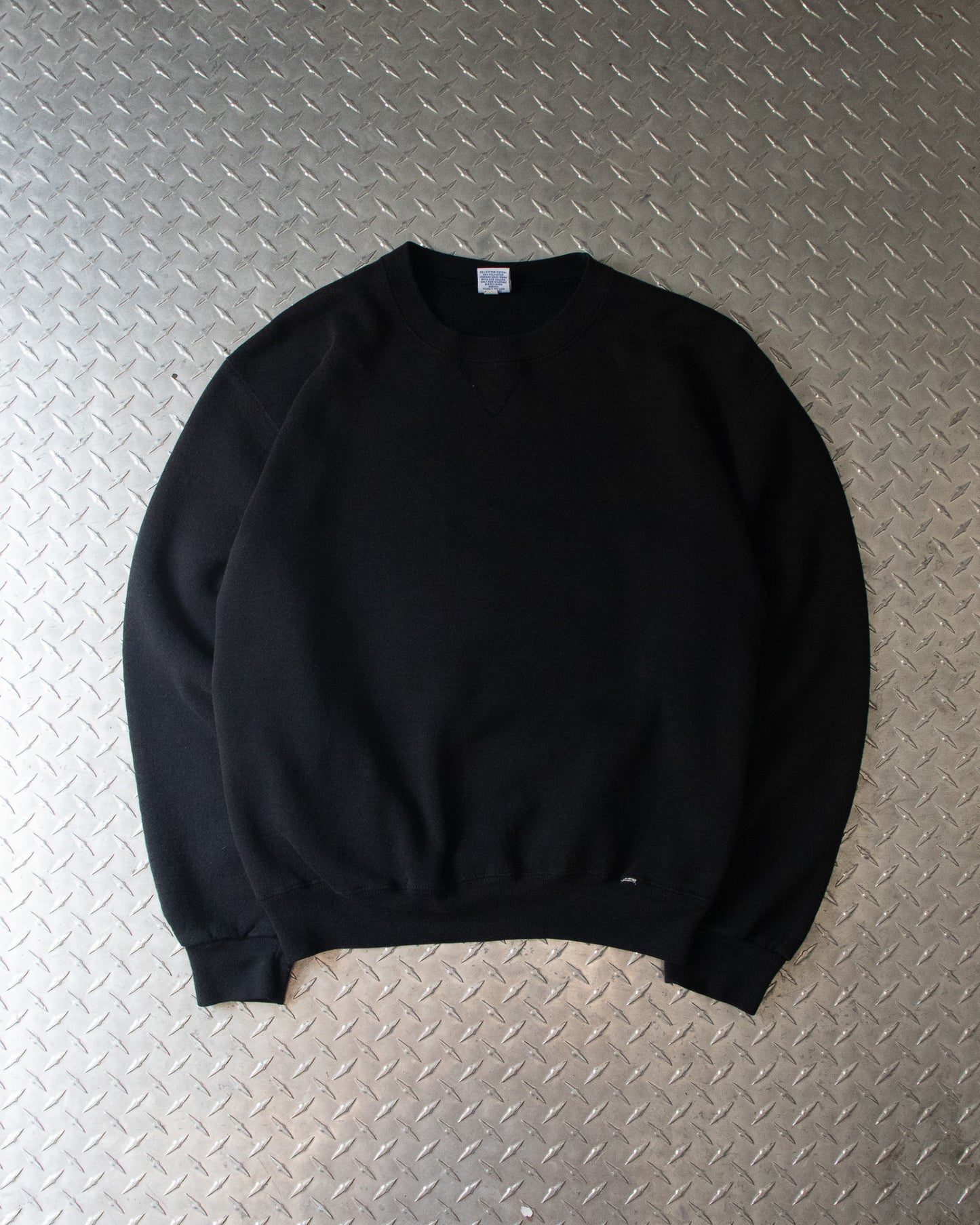 00s Black Russell Crewneck Sweatshirt - M