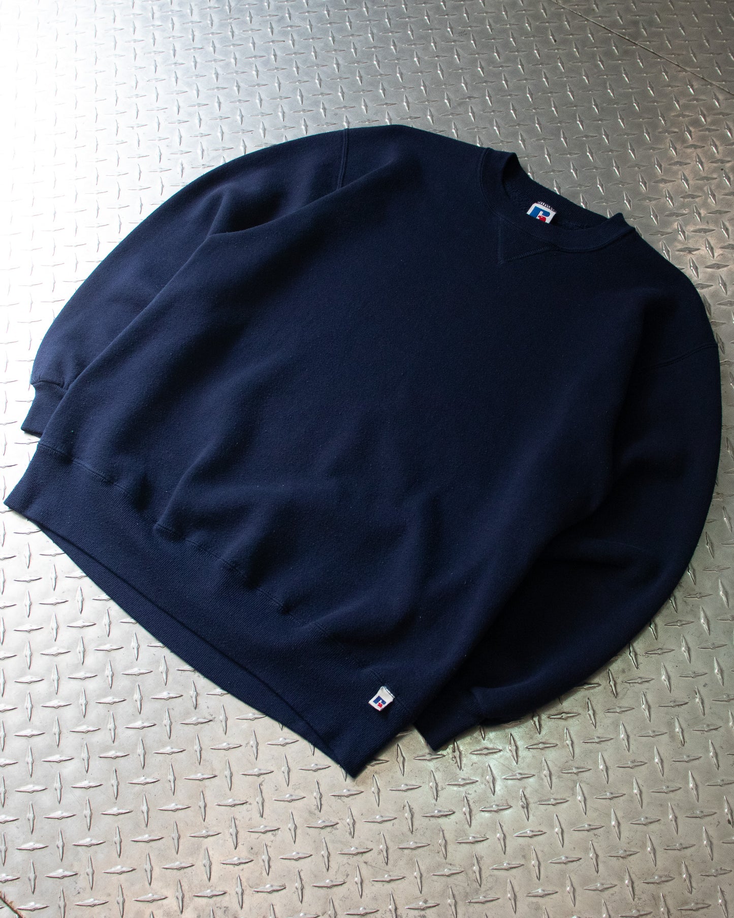 90s Navy Russel Crewneck Sweatshirt - L