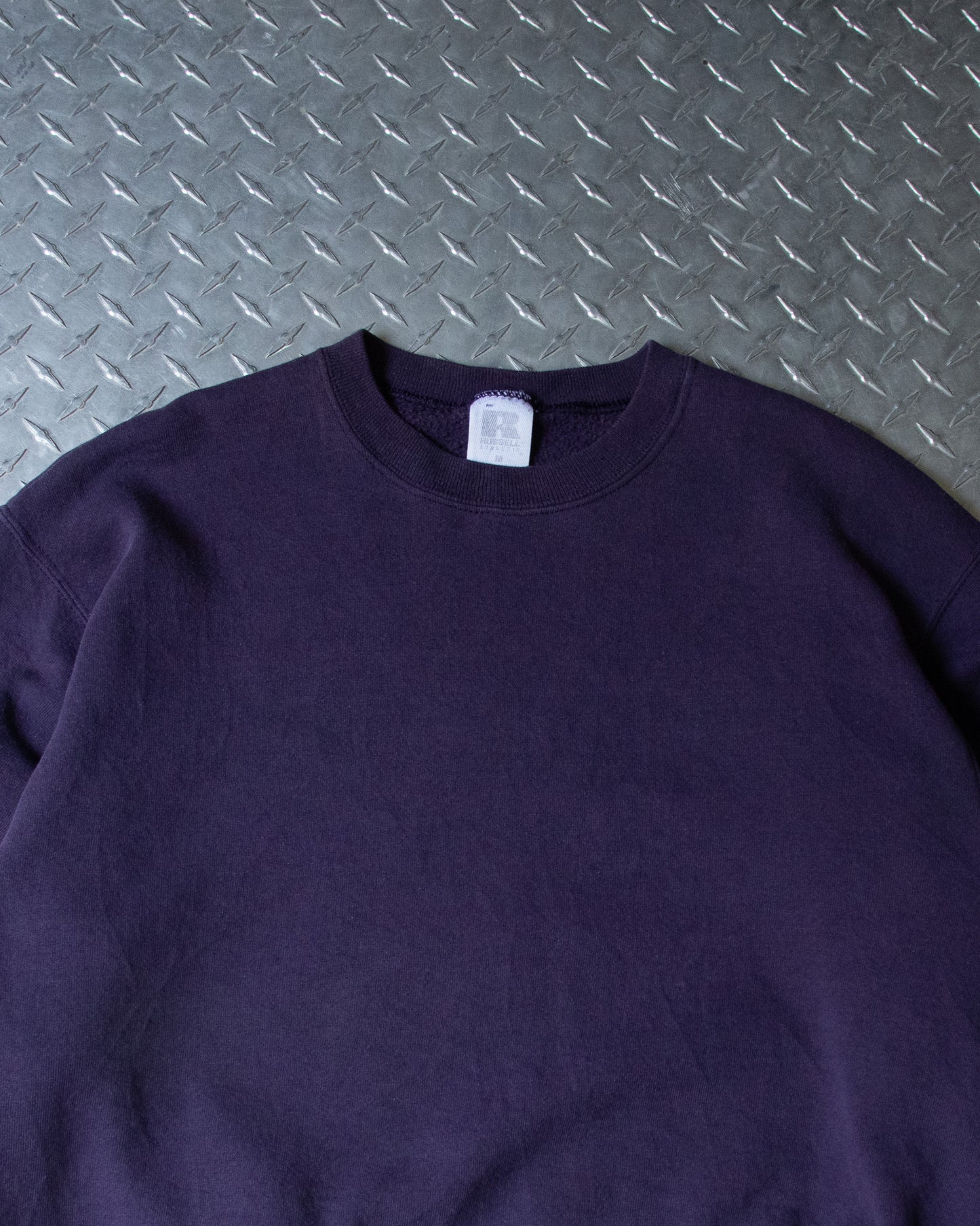 00s Purple Russell Crewneck Sweatshirt - M