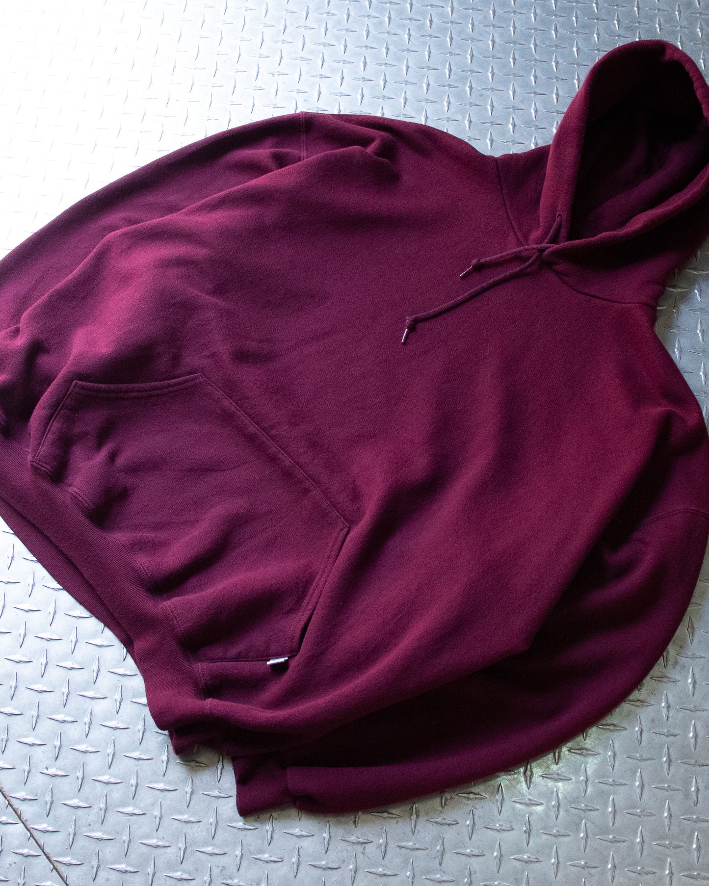 00s Maroon Russell Hoodie - 2XL