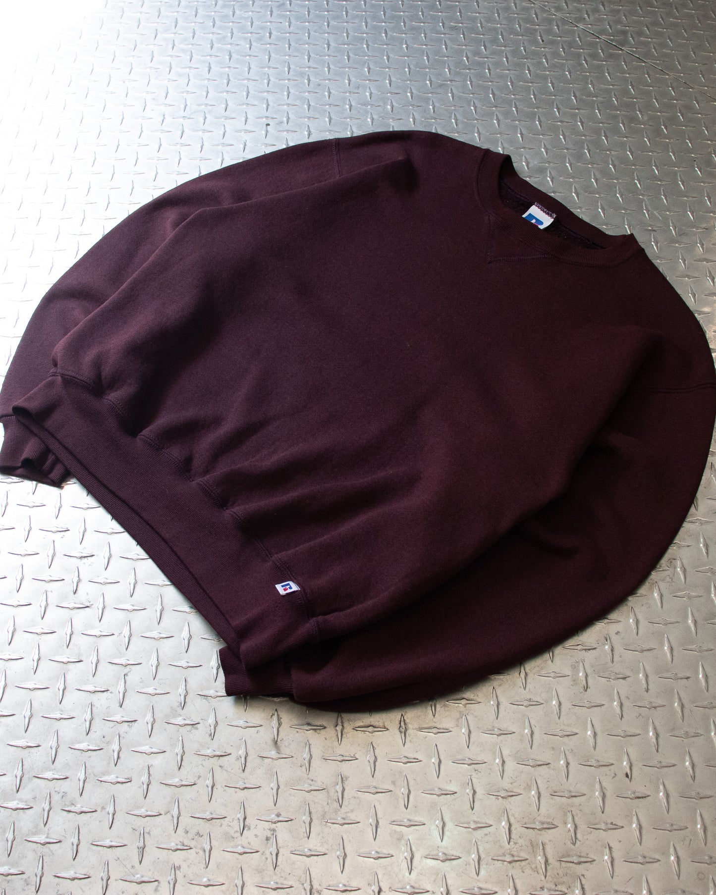 00s Red Purple Russell Crewneck Sweatshirt - M