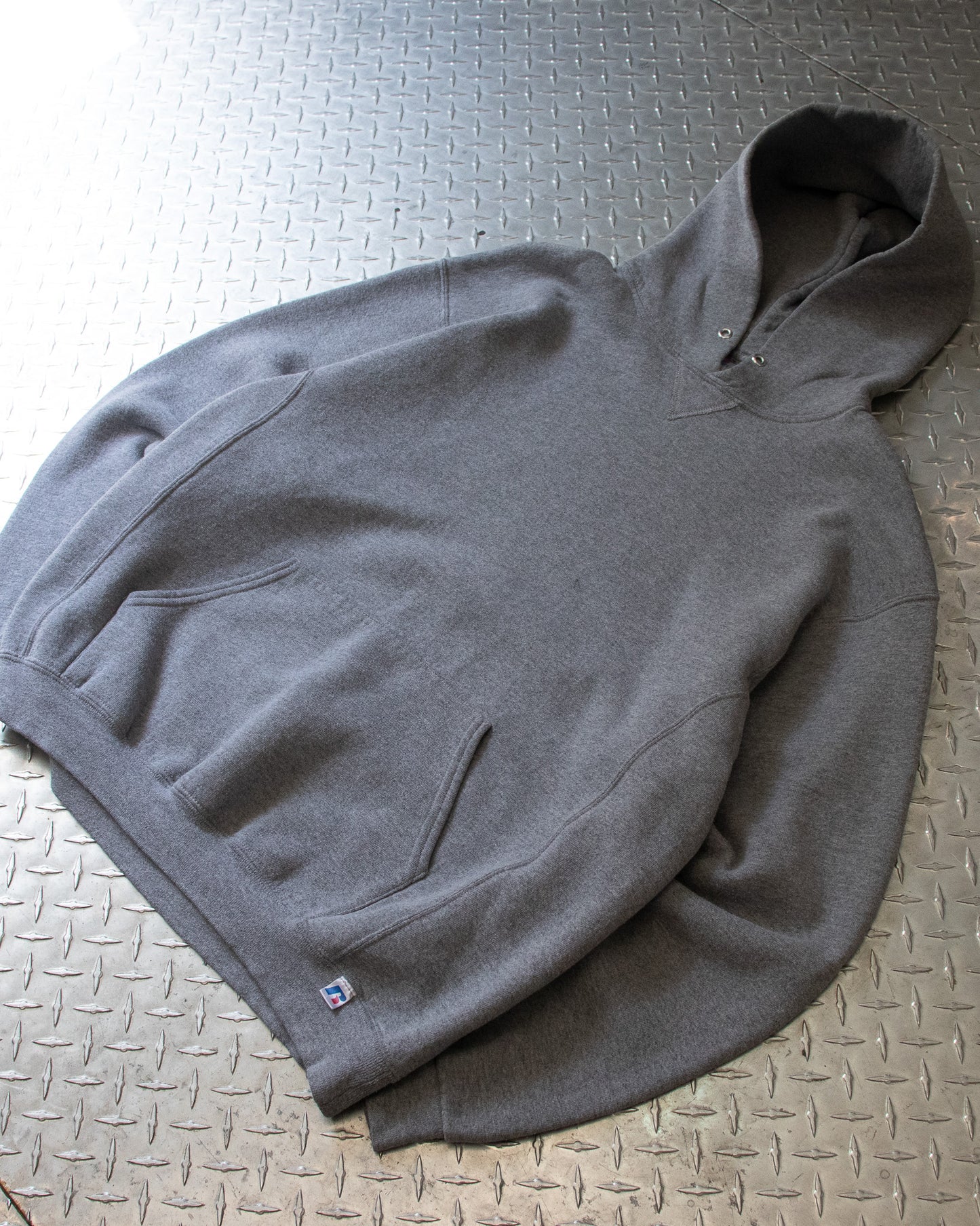 00s Grey Russell Hoodie - M